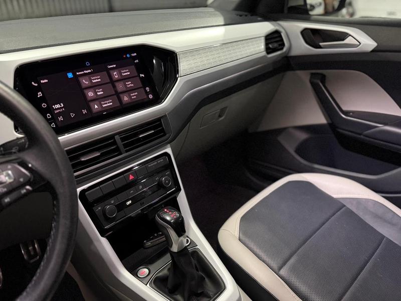 Volkswagen T-Cross 250 TSI Highline Automático - foto 6
