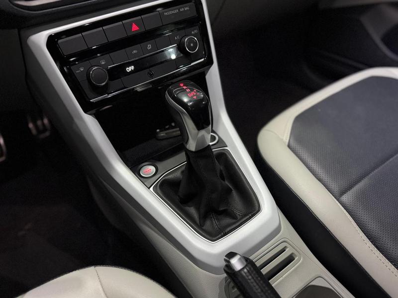 Volkswagen T-Cross 250 TSI Highline Automático - foto 7