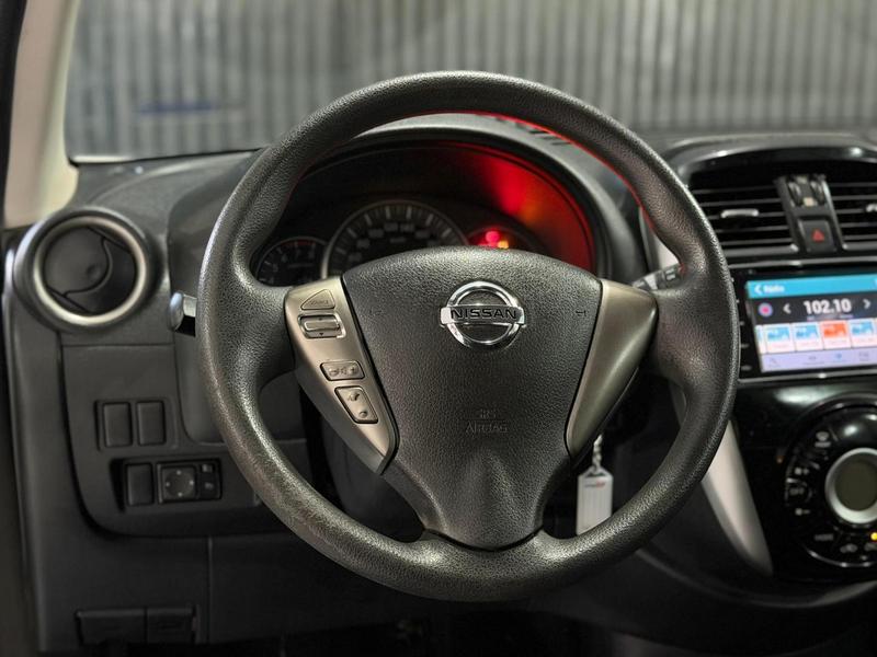 Nissan March S 1.6 16V Flex Fuel 5P - foto 6