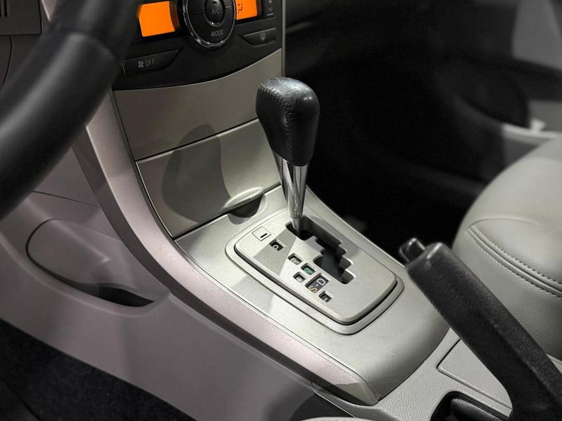 Toyota Corolla XEi 2.0 Flex Automático - foto 9