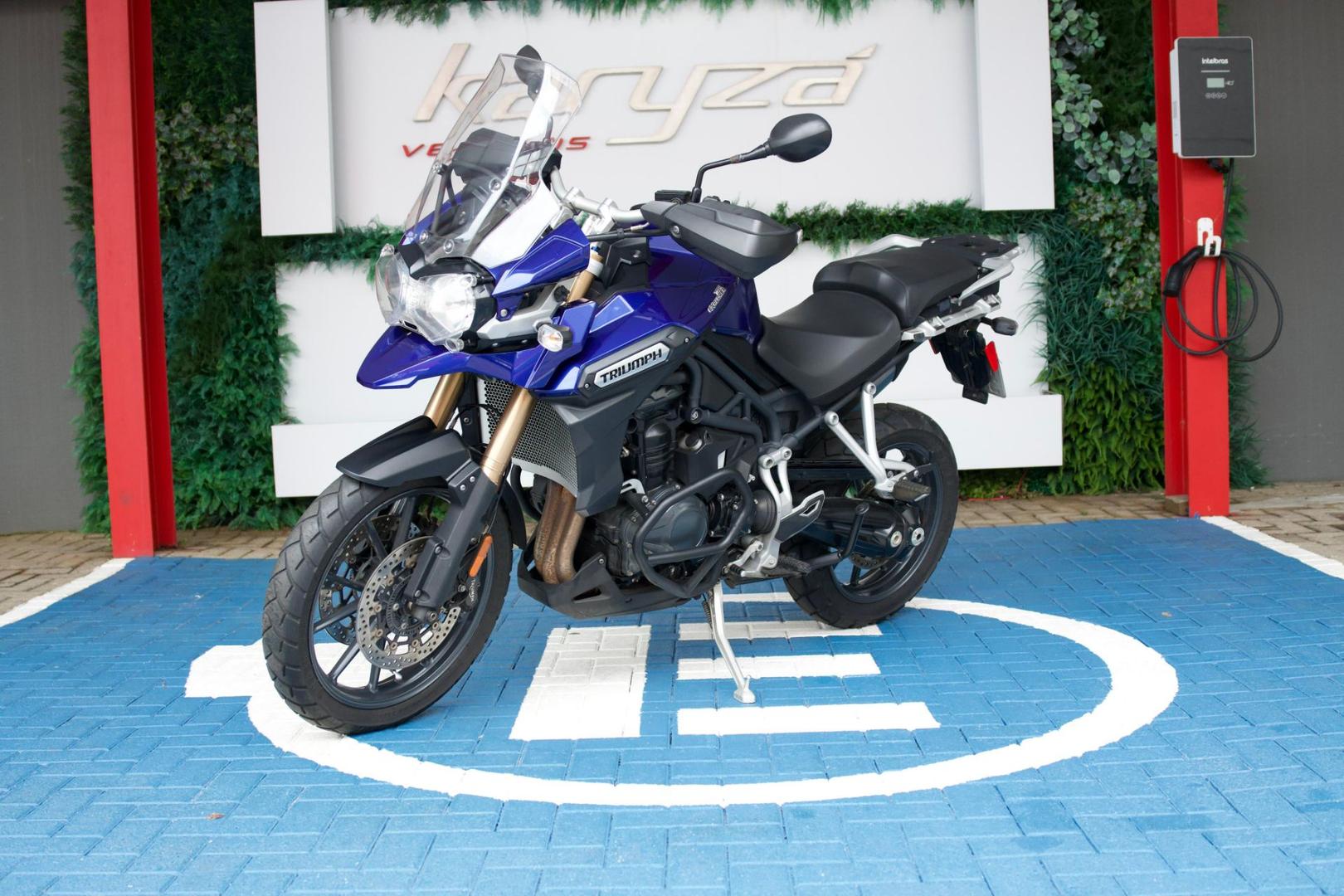 TRIUMPH TIGER 1200 EXPLORER 2014/2014 GASOLINA em curitiba