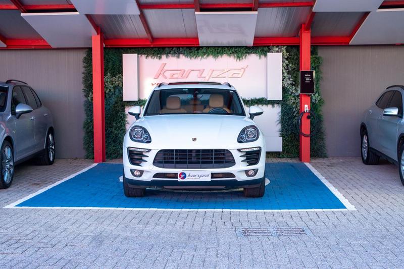 Porsche Macan 2.0 Turbo - foto 2