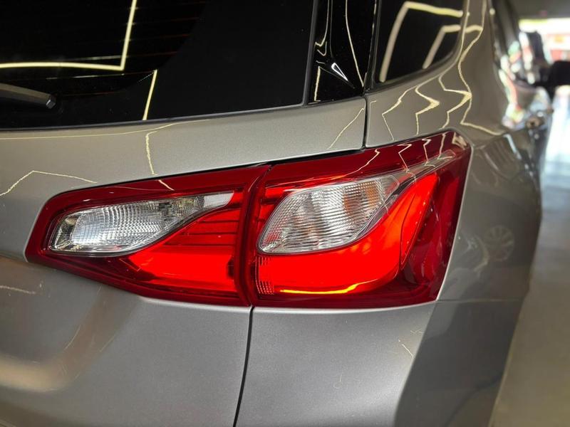 Chevrolet Equinox Premier - foto 9
