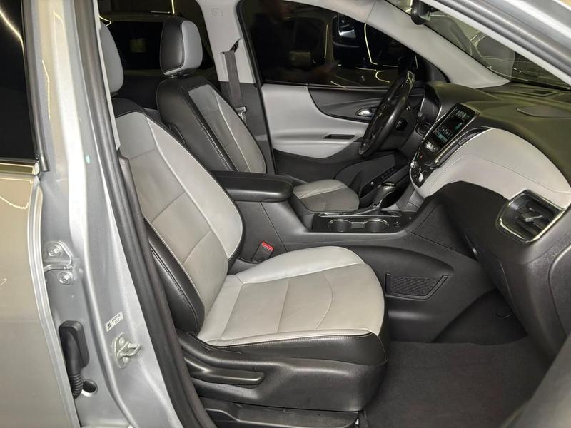 Chevrolet Equinox Premier - foto 11