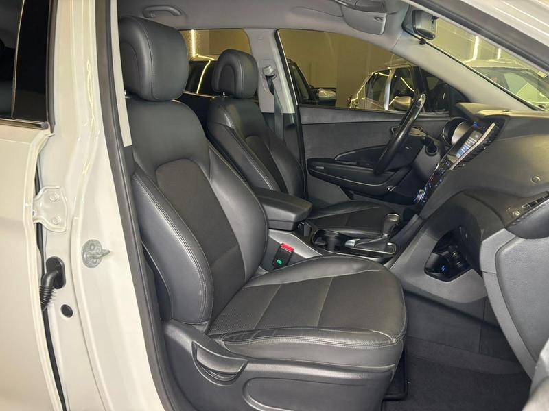 Hyundai Santa Fe V6 - foto 11