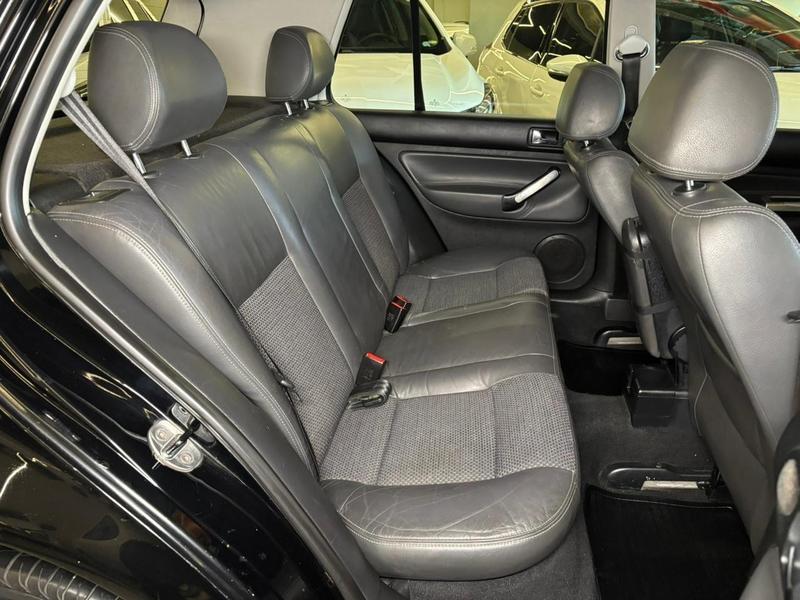 Volkswagen Golf 1.6 Sportline - foto 9