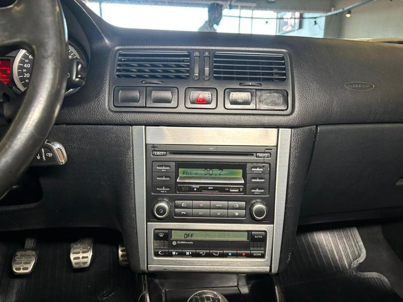 Volkswagen Golf 1.6 Sportline - foto 15