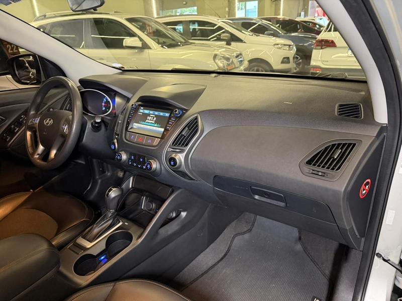 Hyundai ix35 Gl 2.0 16V 2wd Flex Aut. - foto 14