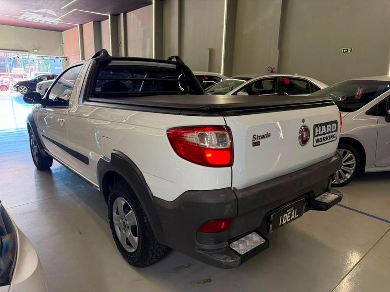 Fiat Strada Adventure 1.8 1.8 Locker Flex Ce - foto 6
