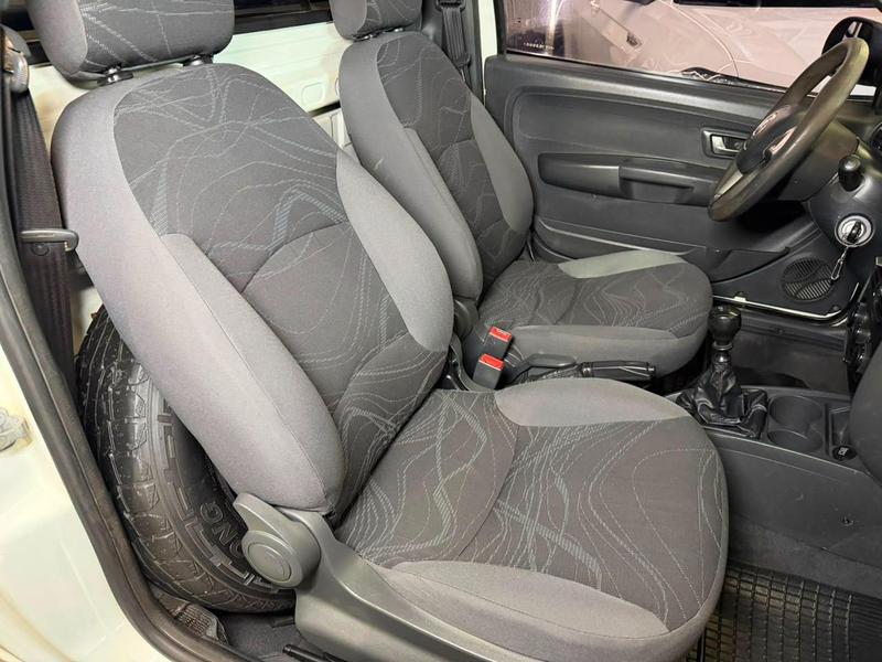Fiat Strada Adventure 1.8 1.8 Locker Flex Ce - foto 9