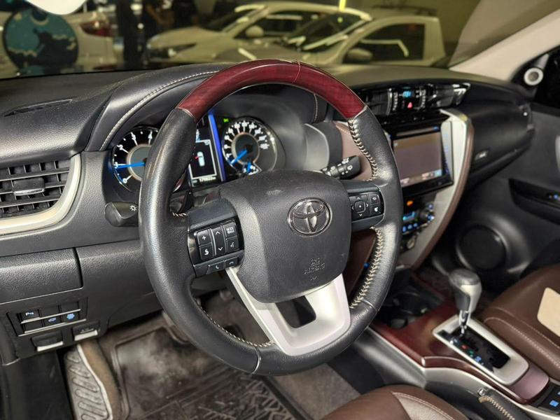 Toyota SW4 Srx 4X4 2.8 TDI 16V Dies. Aut. - foto 12