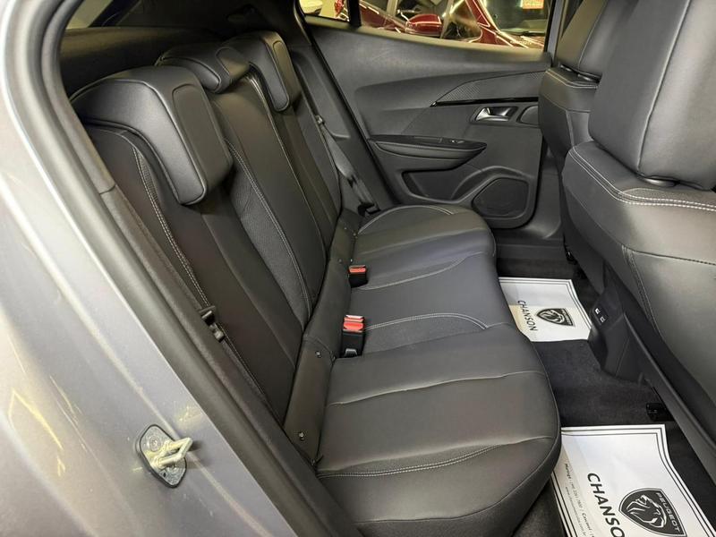 Peugeot 2008 Allure 1.0 Turbo 200 5P Aut. - foto 9