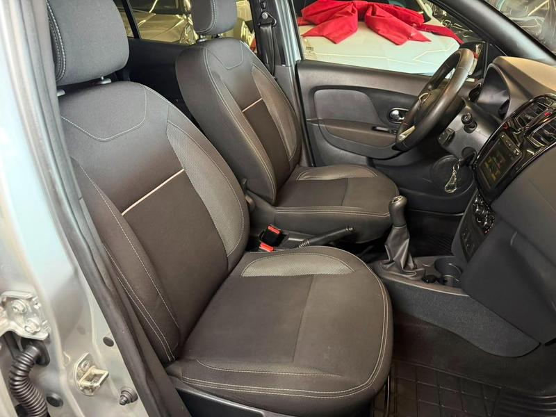 Renault Sandero Zen Flex 1.6 16V 5P Mec. - foto 11