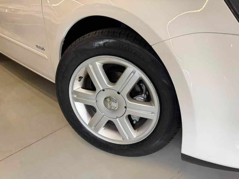 Volkswagen Voyage 1.0 1.0 City Mi Total Flex 8V 4P - foto 5