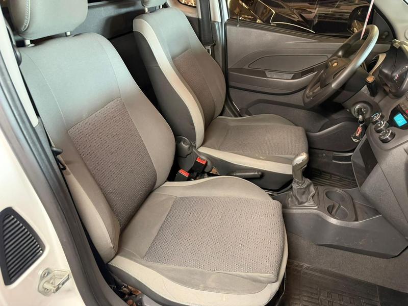 Chevrolet Montana Ls2 - foto 11