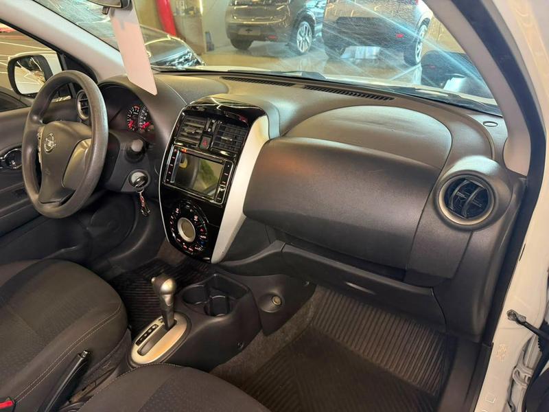 Nissan March 16sl CVT - foto 10