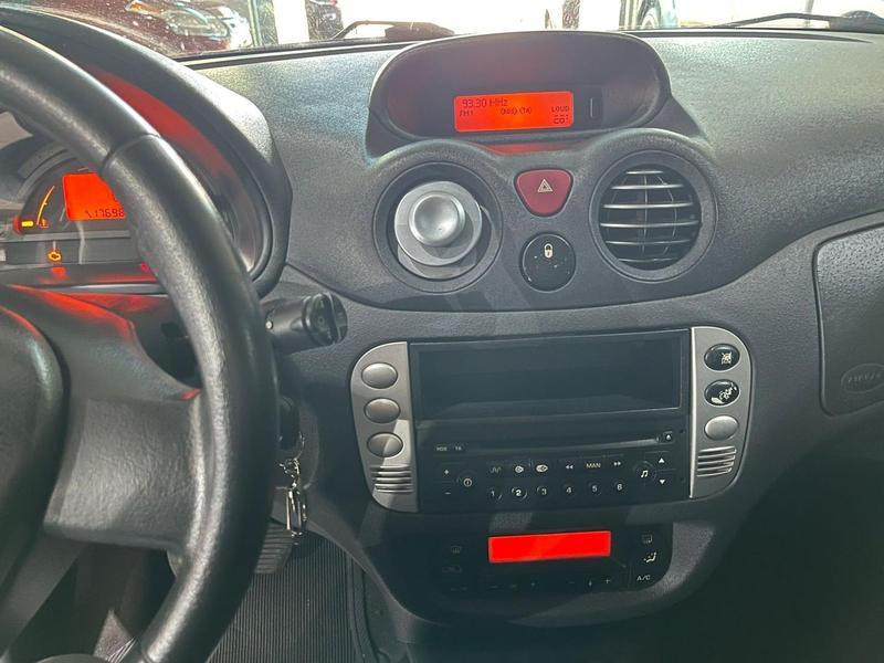 Citroën C3 1.6 16V Flex 4P - foto 8