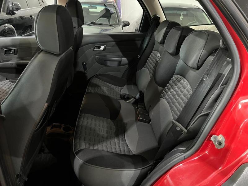 Fiat Palio Weekend 1.8 Adventure Dualogic Locker 8V 4P - foto 12