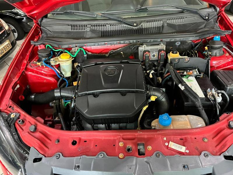 Fiat Palio Weekend 1.8 Adventure Dualogic Locker 8V 4P - foto 14