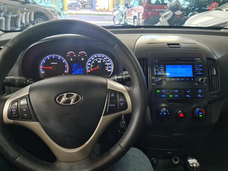 Hyundai i30 2.0 16V 145cv 5P Aut. - foto 7