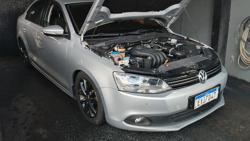 Volkswagen Jetta 2.0 - foto 9