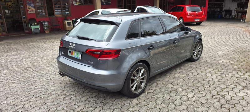Audi A3 Spb 1.8 TFSI - foto 9