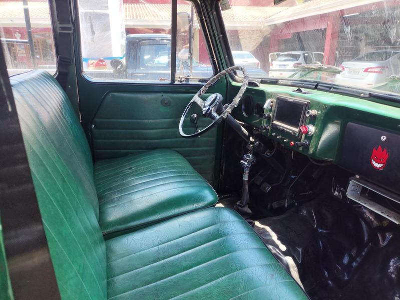 Ford Jeep - foto 4
