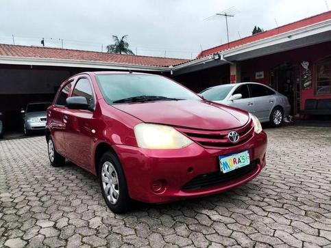 TOYOTA ETIOS HB X