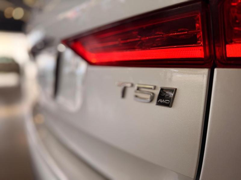 Volvo XC60 2.0 T5 Mom - foto 8
