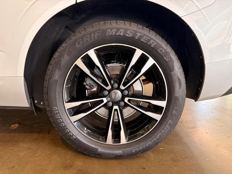 Volvo XC60 2.0 T5 Mom - foto 9