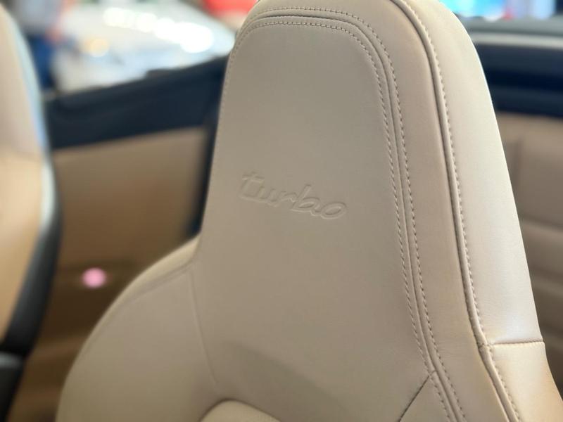 Porsche 911 Turbo Cabriolet 3.6 - foto 4