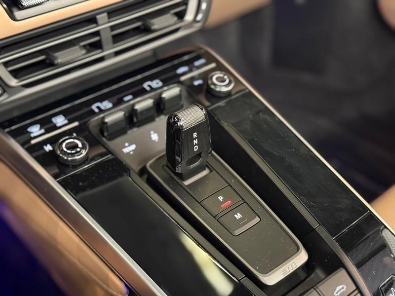 Porsche 911 Turbo Cabriolet 3.6 - foto 7