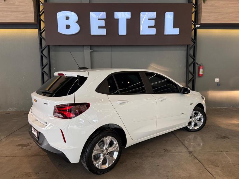 Chevrolet Onix 10tat LTZ - foto 6