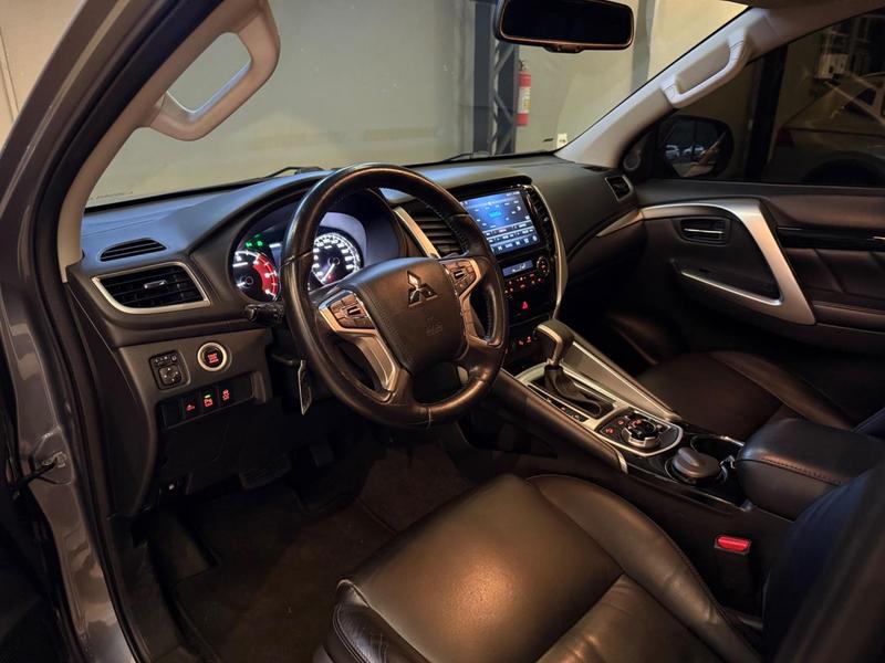 Mitsubishi Pajero Sport Hpe 2.4 4X4 Diesel Aut. - foto 15