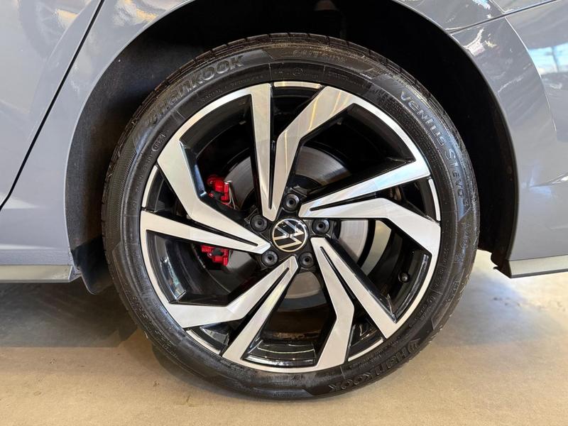 Volkswagen Jetta GLi - foto 10