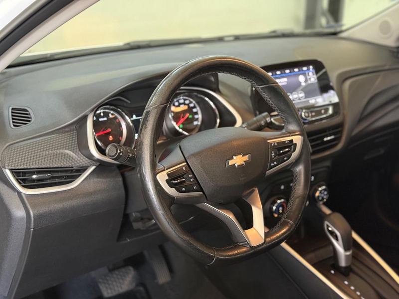 Chevrolet Onix Plus 10tat - foto 4