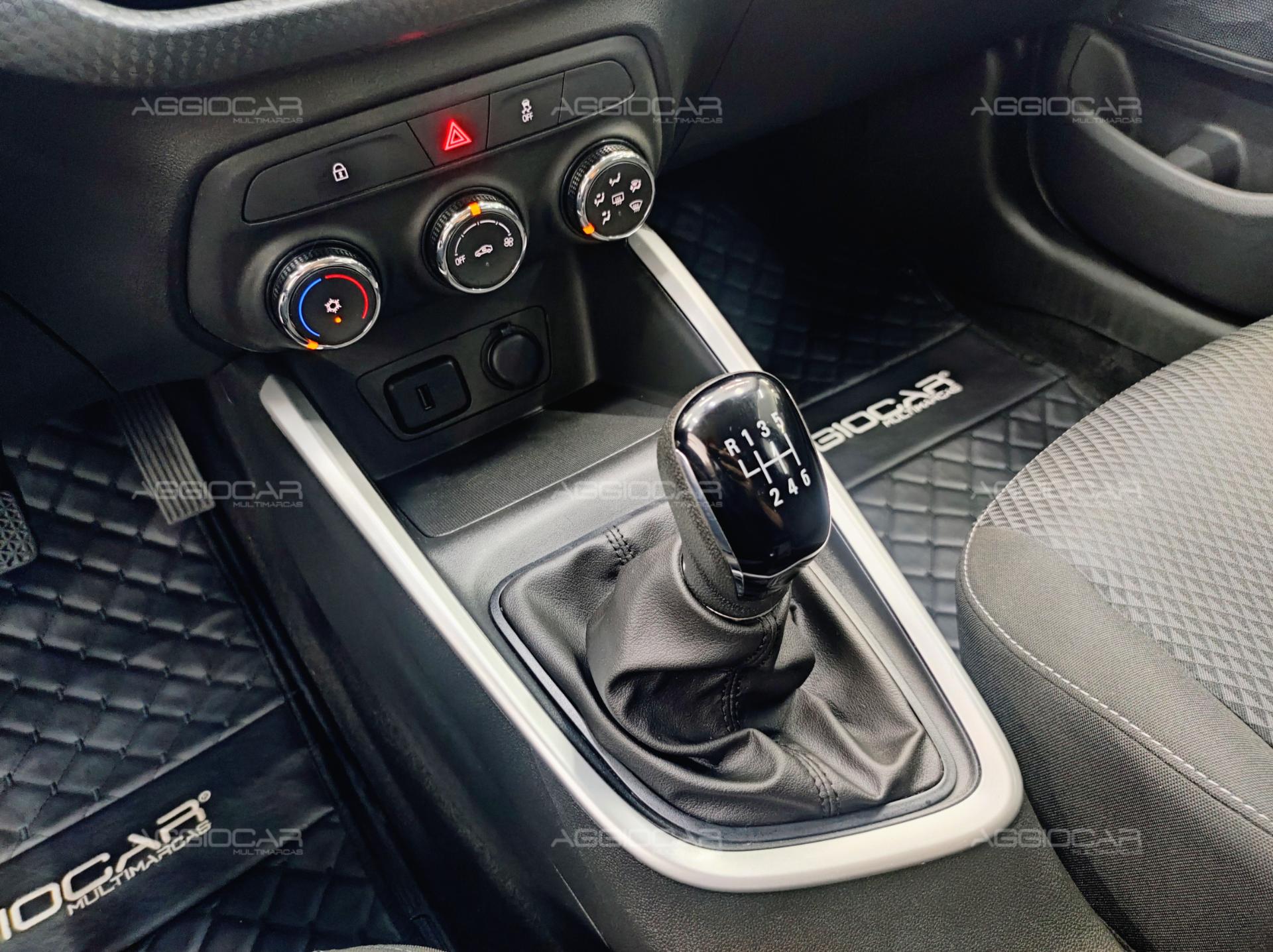 Chevrolet Onix     2022