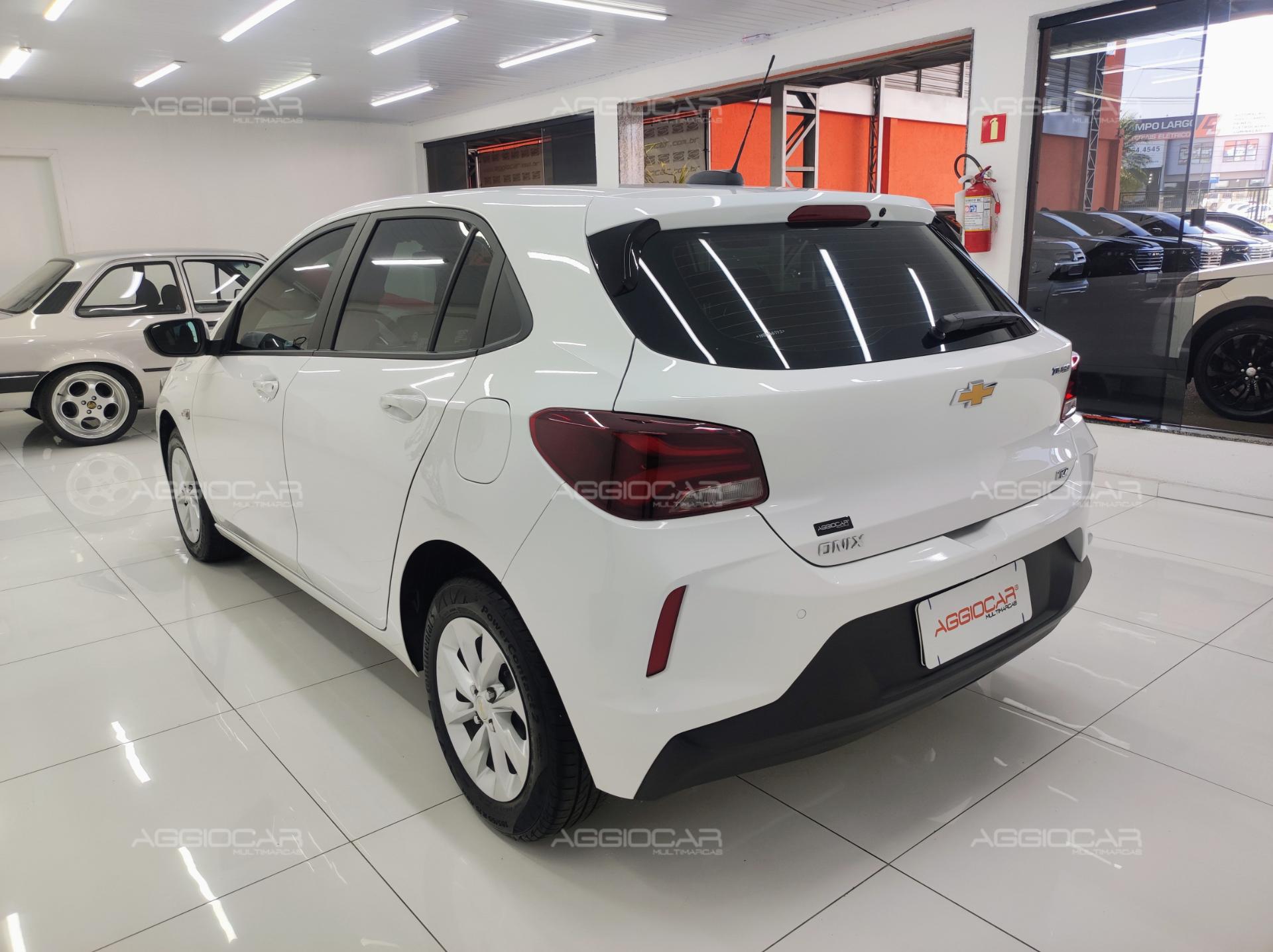 Chevrolet Onix     2022