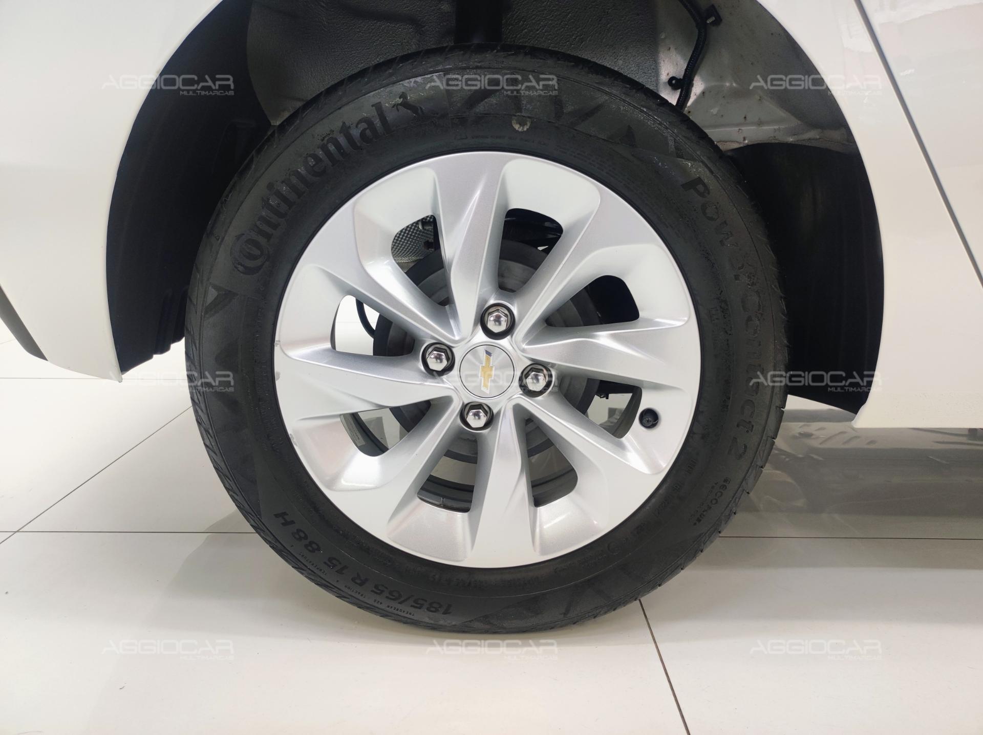 Chevrolet Onix     2022