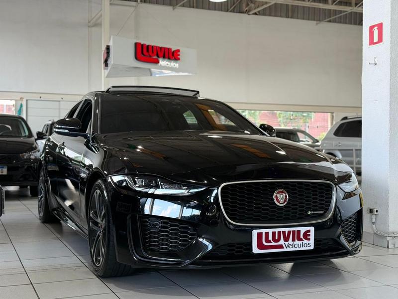 JAGUAR JAG XE P250 R-DYN