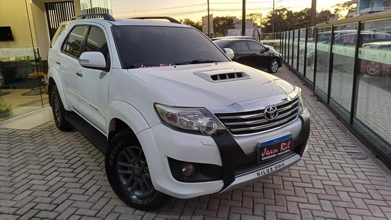 TOYOTA HILUX SW4 3.0 SRV 4X4 16V TURBO INTERCOOLER DIESEL 4P AUT