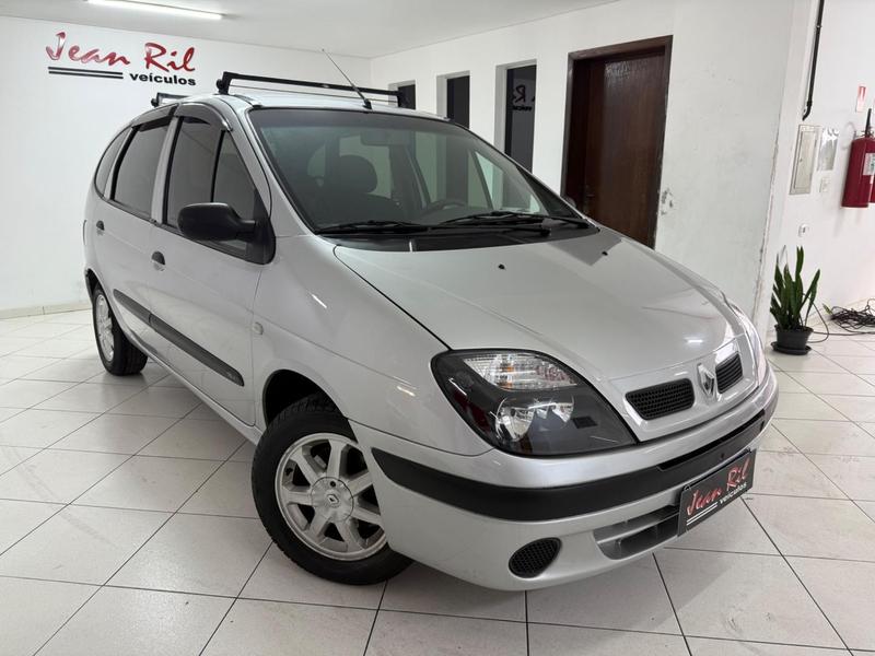 RENAULT SCENIC AUTHENTIQUE 1.6 16V(HI-FLEX) 4P