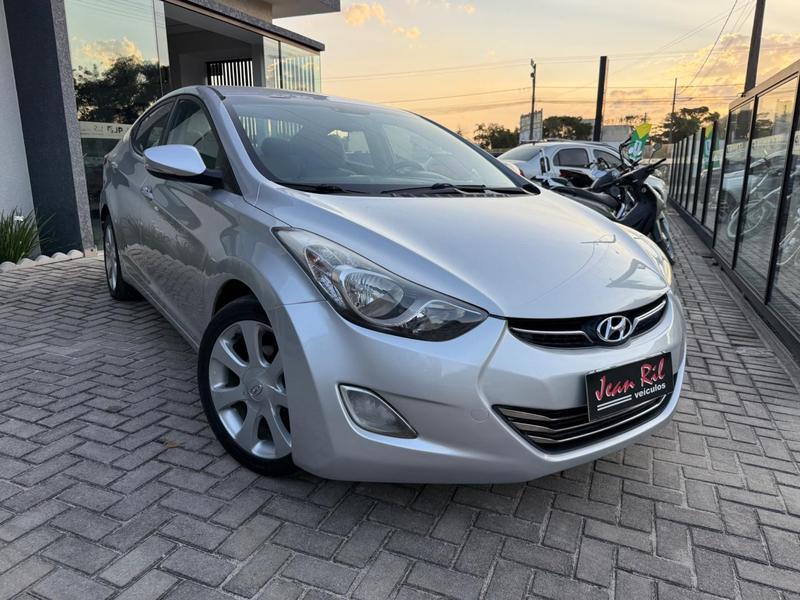 HYUNDAI ELANTRA GLS