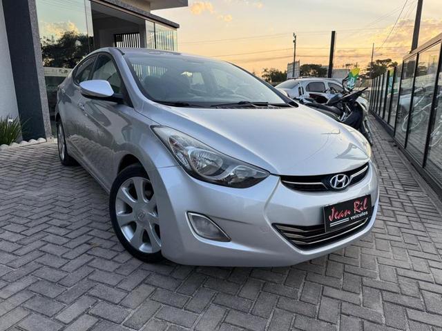 HYUNDAI ELANTRA GLS