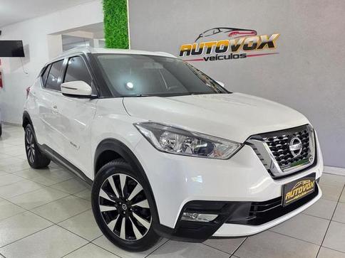 NISSAN KICKS SV CVT