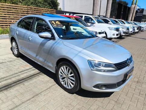 VOLKSWAGEN JETTA 2.0 T