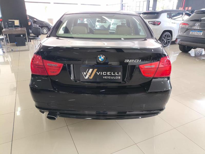 BMW 320i Pg 51 - foto 6
