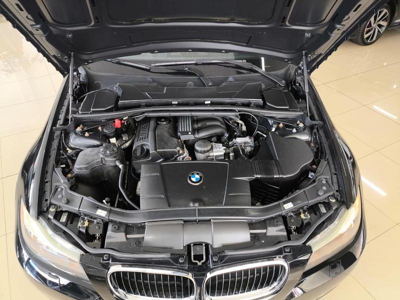 BMW 320i Pg 51 - foto 9
