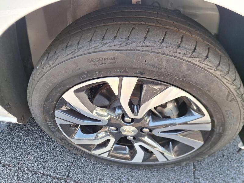 Chevrolet Onix Hatch LT 1.0 12V Tb Flex 5P Mec. - foto 6