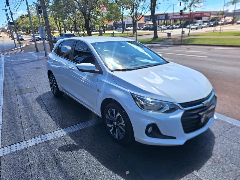Chevrolet Onix Hatch LT 1.0 12V Tb Flex 5P Mec. - foto 3